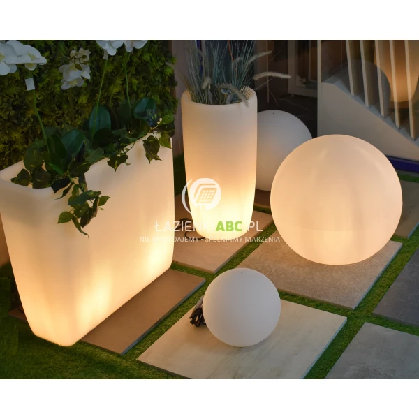 Lampa-ogrodowa-kula-swietlna-Nowodvorski-CUMULUS-M-6977-111117