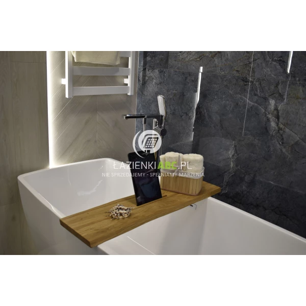 Recznie-wykonana-polka-nawannowa-na-iPad-191317