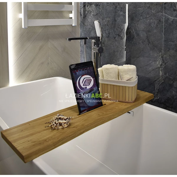 Recznie-wykonana-polka-nawannowa-na-iPad-191317