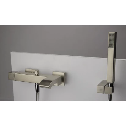 Bateria wannowa ścienna Tres CUADRO-TRES 5.07.170.02.03 stal