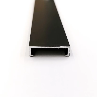 Profil dekoracyjny 25x2650 PLTPNE 25 czarny mat