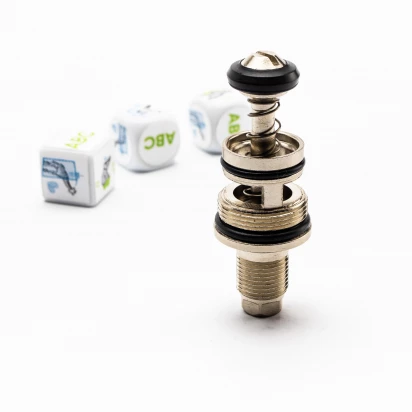 Przełącznik baterii wannowej wolnostojącej Omnires Y CZ4694 nikiel szczotkowany