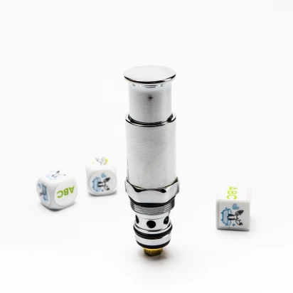 Przelącznik do baterii wannowo-prysznicowej podtynkowej Omnires ART DECO CZ0424