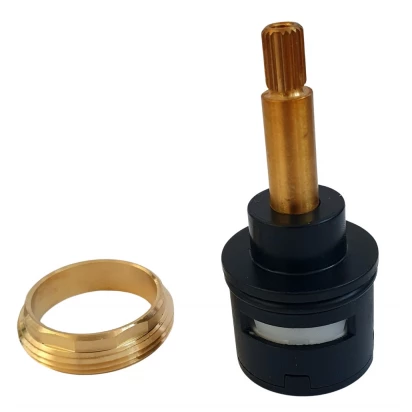 Przełącznik z nakrętką dociskową Tres BASE 29903301