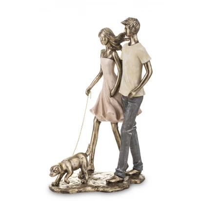Zakochana para spacer z psem figurka 27cm Family 140991